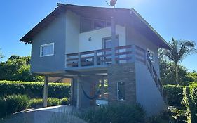 Casa de Campo à beira rio